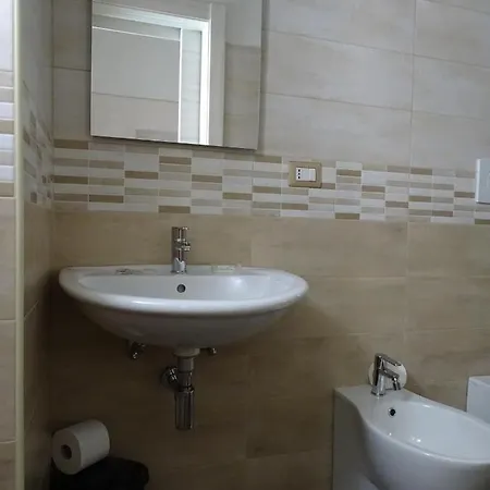 Nonna Ia فندق مبيت وإفطار بارابيتا