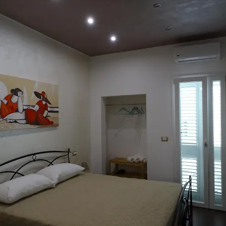 Nonna Ia Bed & Breakfast 4*