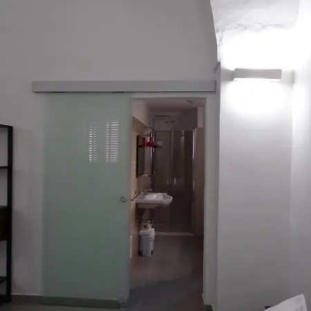 Nonna Ia Bed & Breakfast 3*