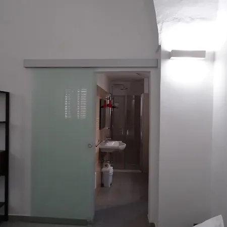 Nonna Ia Parabita